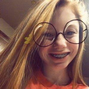 Meet your Posher, Ella